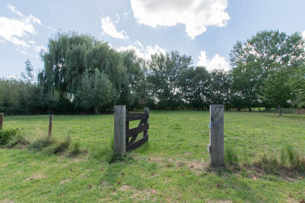 Landelijk Gelegen Familieboerderij Oudelande Exterior foto