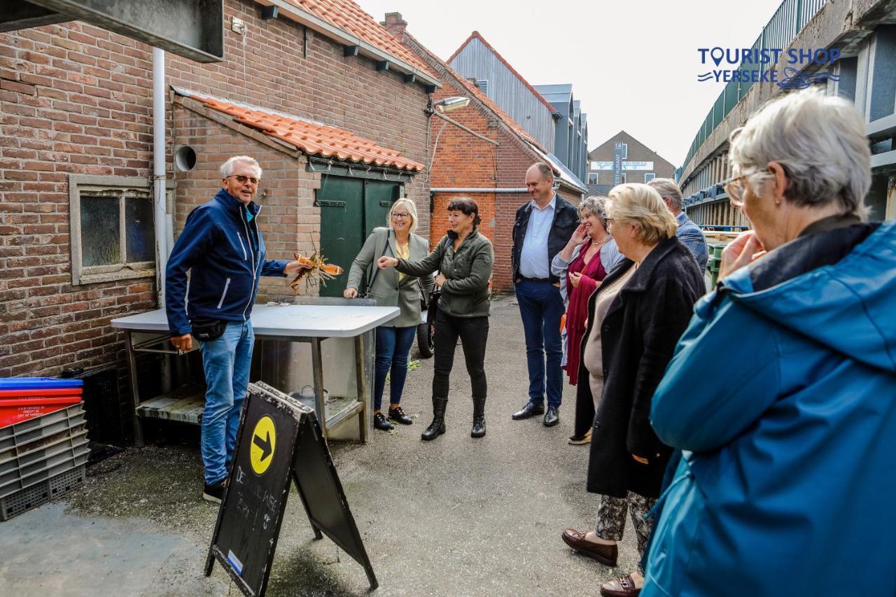Landelijk Gelegen Familieboerderij Oudelande Exterior foto